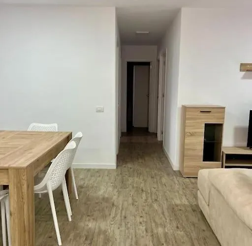 Detail Palmeras דירה אדחה